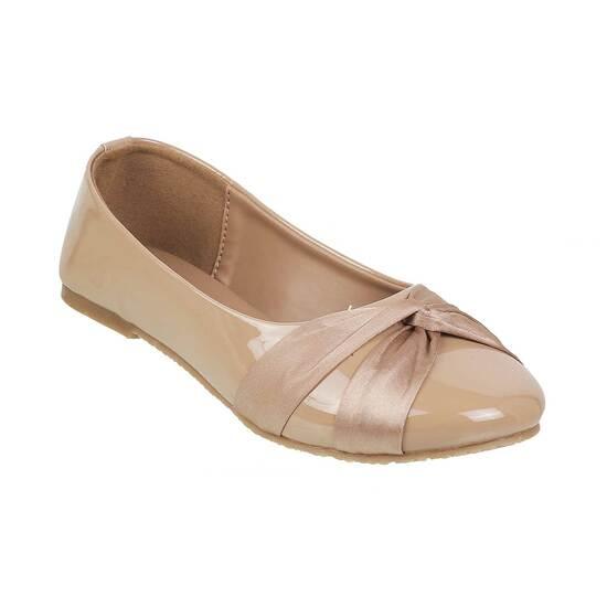 Girls Beige Casual Ballerinas